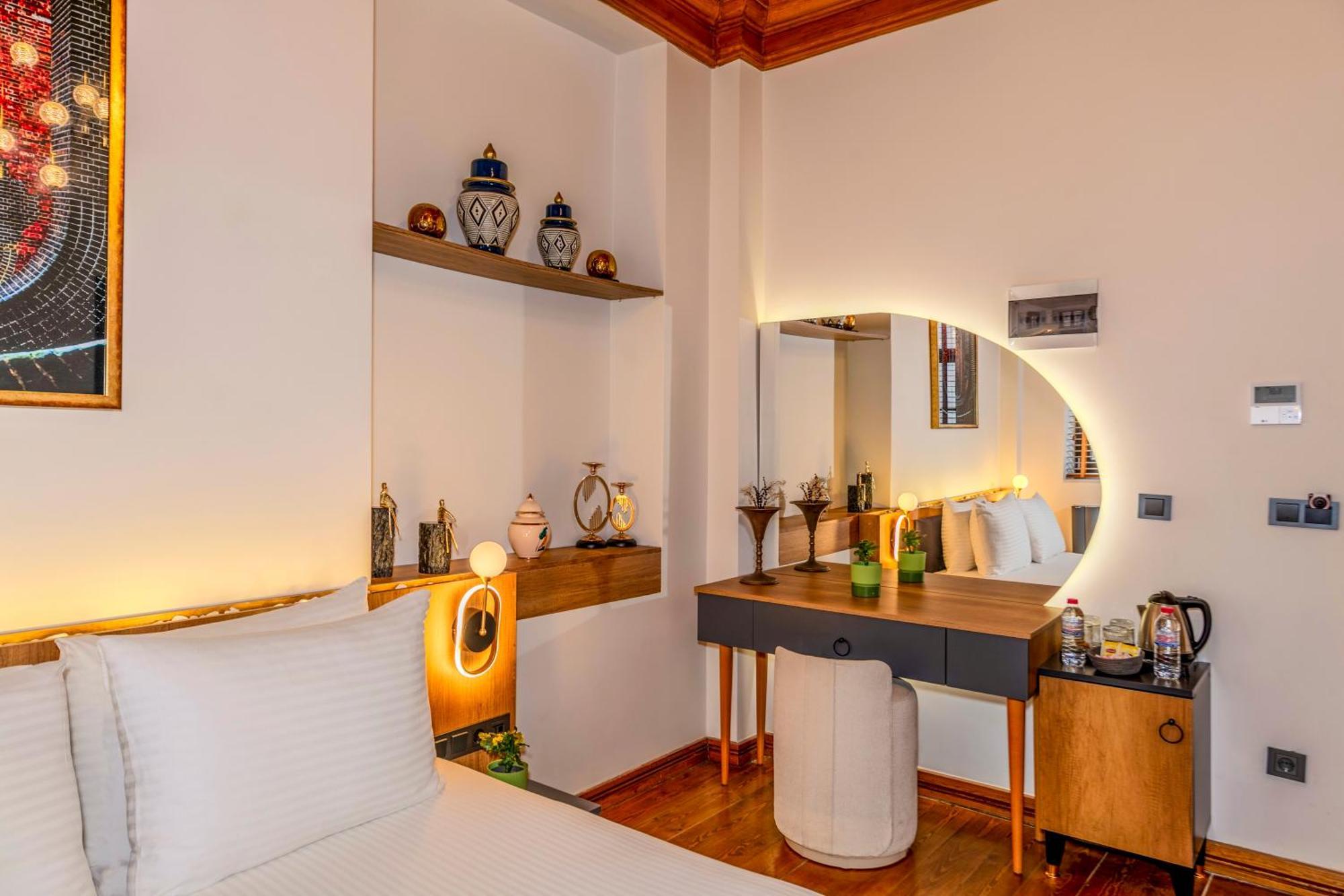 Elmira Pera Hotel & Spa - Special Class Стамбул Экстерьер фото