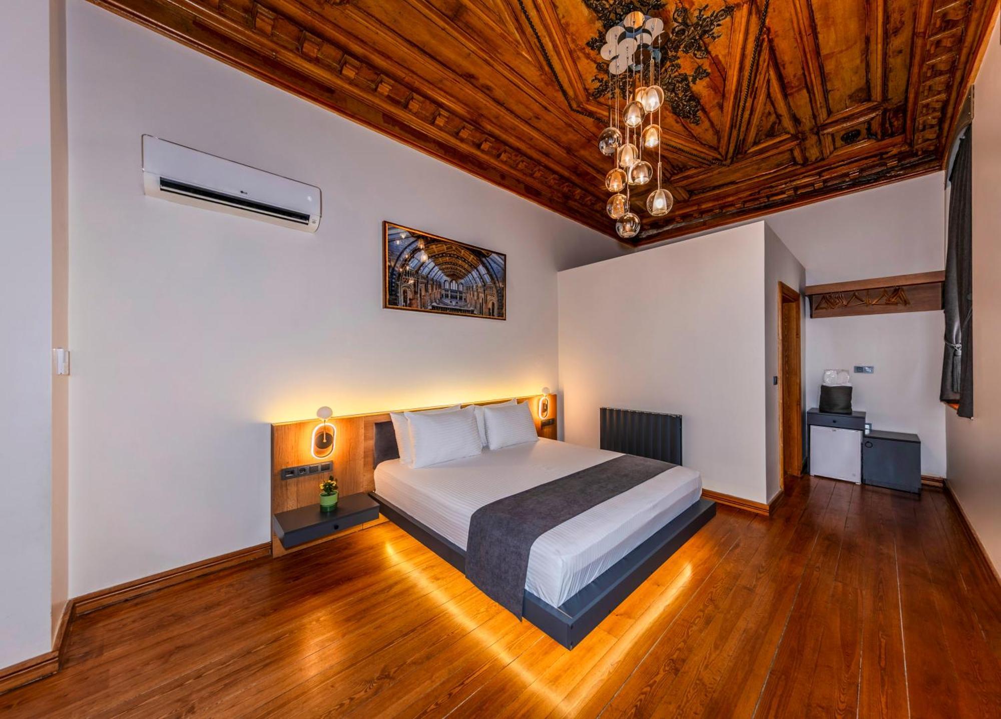 Elmira Pera Hotel & Spa - Special Class Стамбул Экстерьер фото