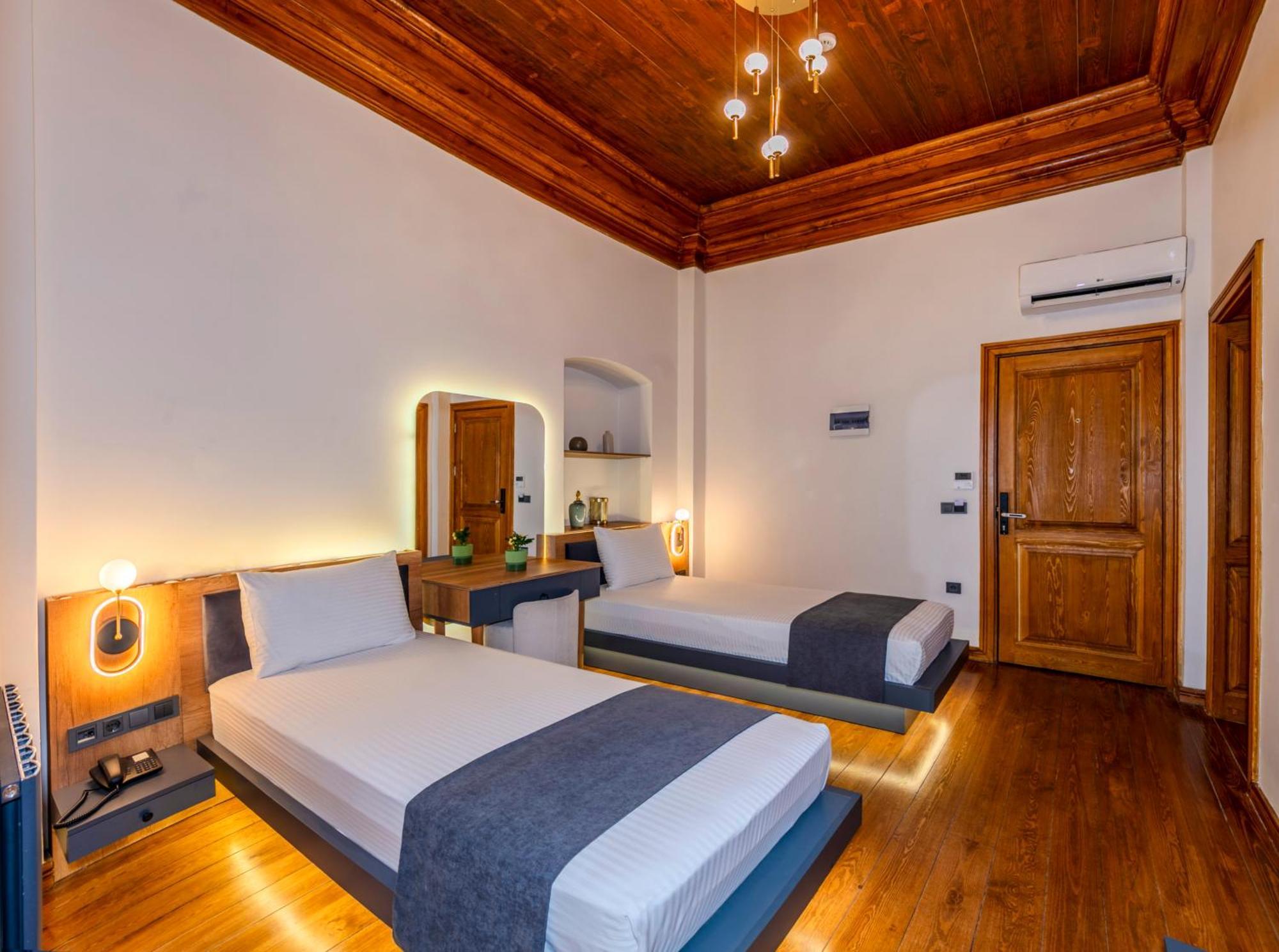 Elmira Pera Hotel & Spa - Special Class Стамбул Экстерьер фото